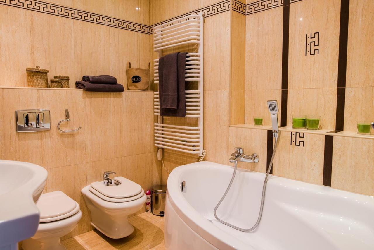 Halby Luxury Rooms Chmielna 73B Βαρσοβία Εξωτερικό φωτογραφία
