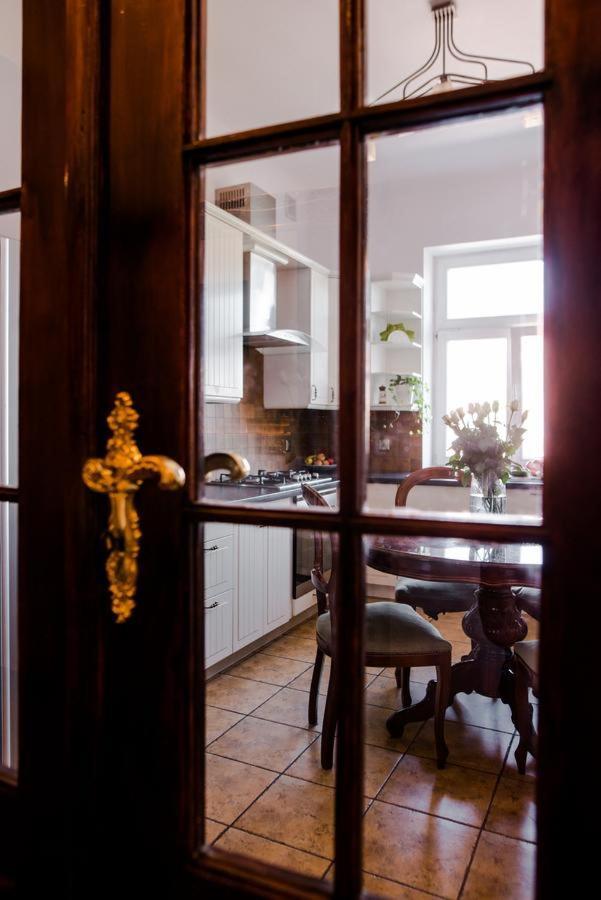 Halby Luxury Rooms Chmielna 73B Βαρσοβία Εξωτερικό φωτογραφία